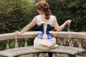 Read more about the article Why Do You Have To Wear Waist Trainer